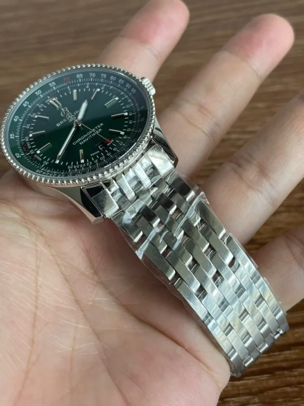 5A New Breitling That green, that green, new colour