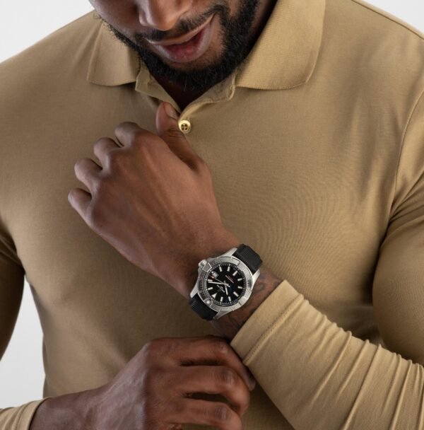 M140689_mod_1 Breitling Avenger Automatic 42mm Men’s Watch